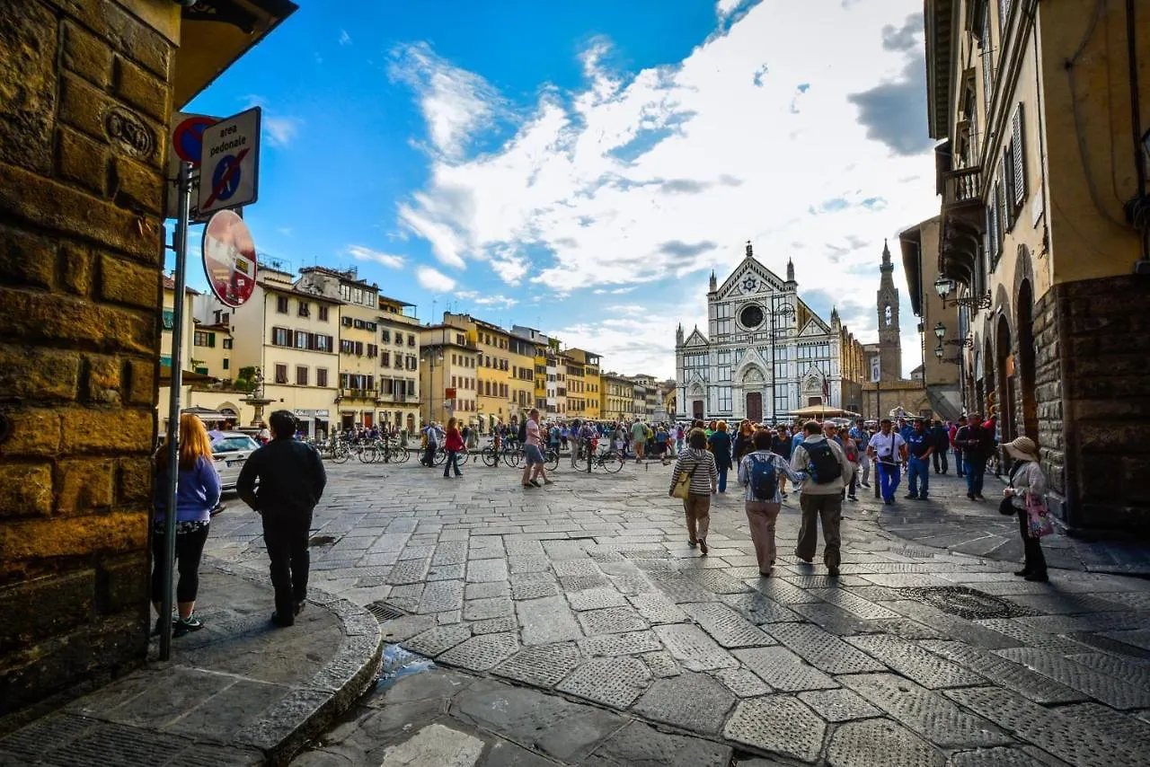 Florentine Palazzo,4 Bedrooms,Historic Center Apt Florence Apartment