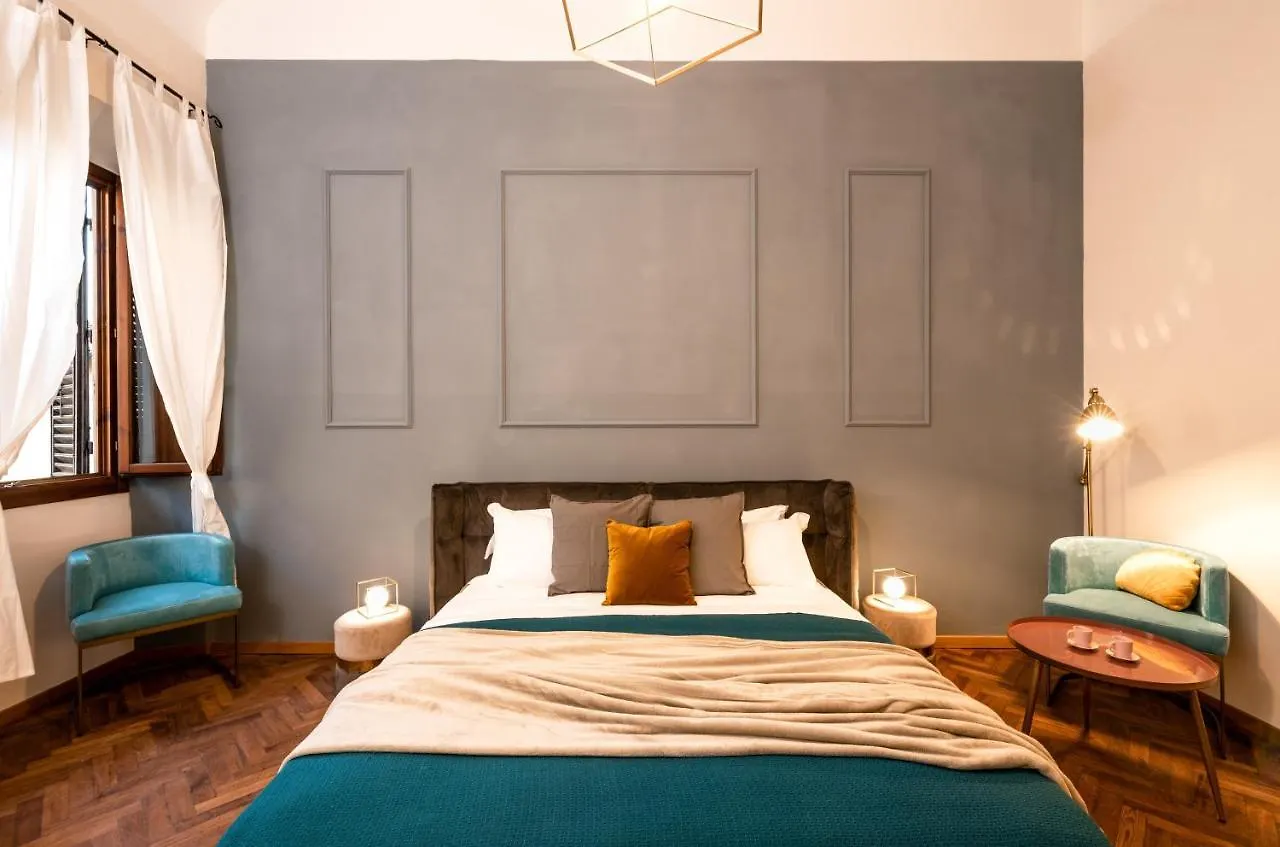 Florentine Palazzo,4 Bedrooms,Historic Center Apt Florence Italy