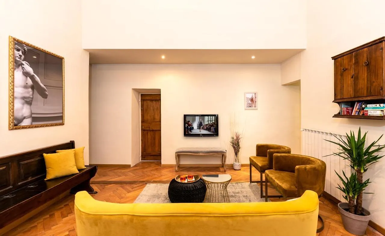 Florentine Palazzo,4 Bedrooms,Historic Center Apt Florence